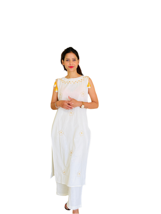 Aira Fashion's Off-White Linen Cord Set